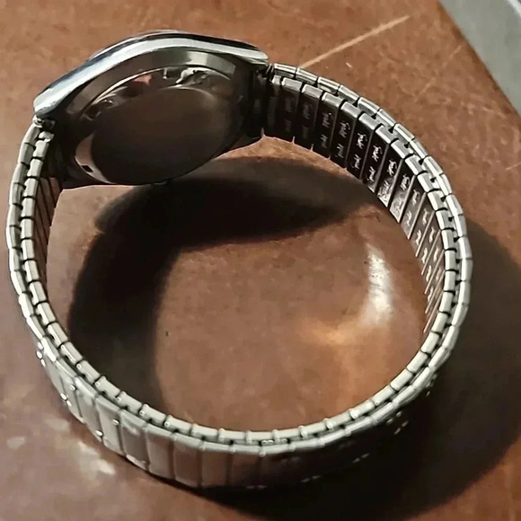 Citizen Automatic blue watch with Speidel XL silver Twist-o-flex bracelet - Picture 2 of 3